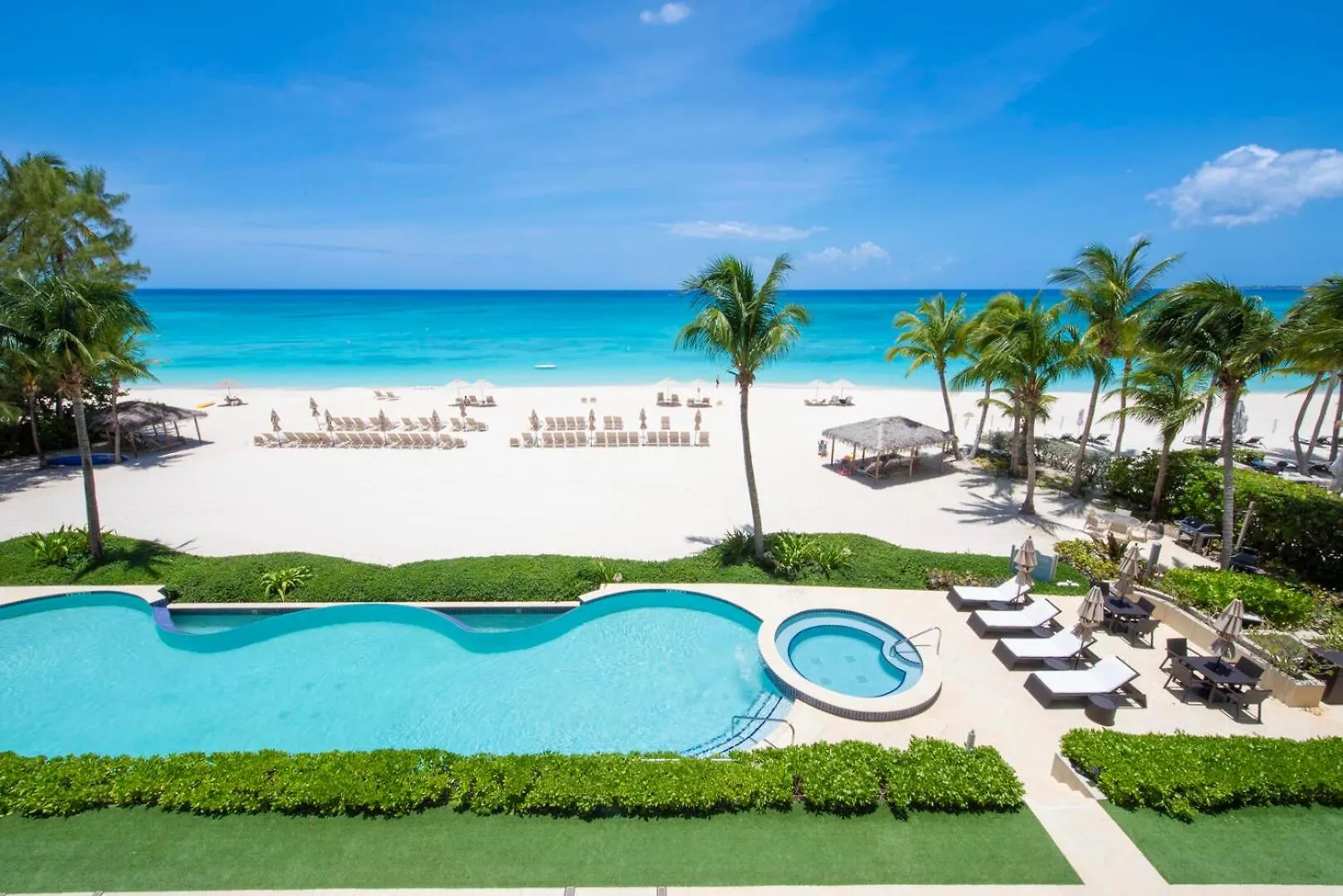 Apartment Beachcomber 34 George Town